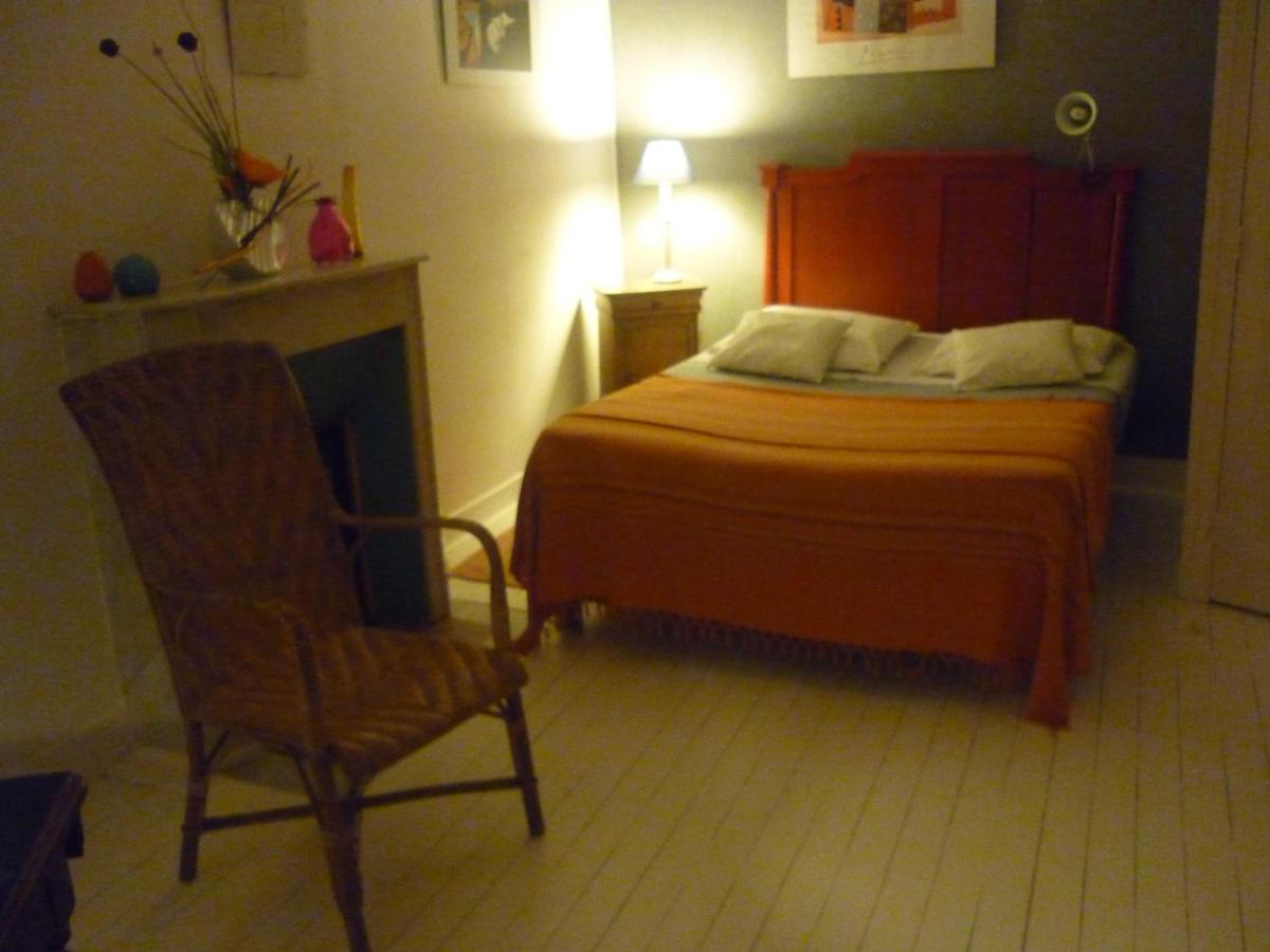 La Maison De Claire Val-Couesnon Eksteriør bilde
